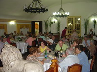 En el interior del saln del Rincn del Ebro, donde se desarrollara este encuentro
