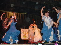 El Ballet Andaluca bailando por Sevillanas